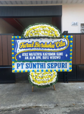Papan Bunga Duka di Kertak Baru Ulu